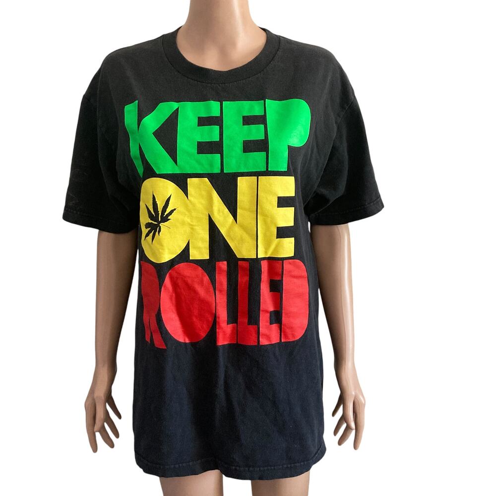 Keep One Rolled Marijuana Tshirt Mens L Weed Short Sleeve Spellout Multicolored
